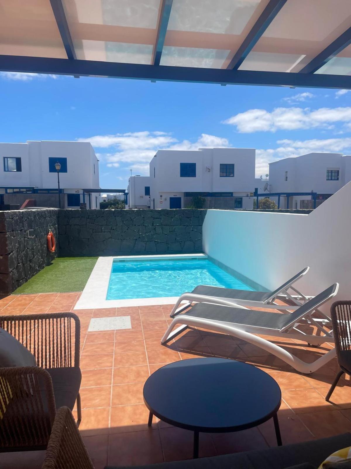 Villa Optimist Rubicon Piscina Climatizable, Frente Al Mar Playa Blanca  Eksteriør billede